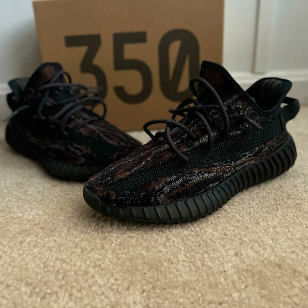 yeezy 350 “MX rock”
